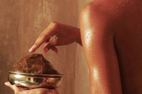 Gommage au savon noir Gommage au savon noir